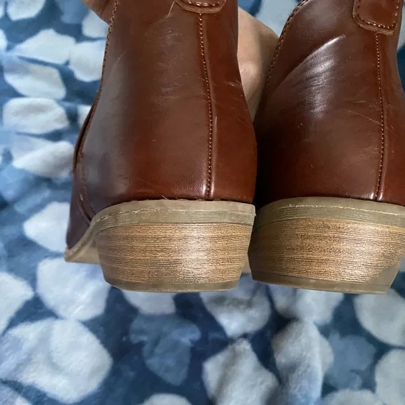 Universal Thread Nora Boot - Picture 10 of 16